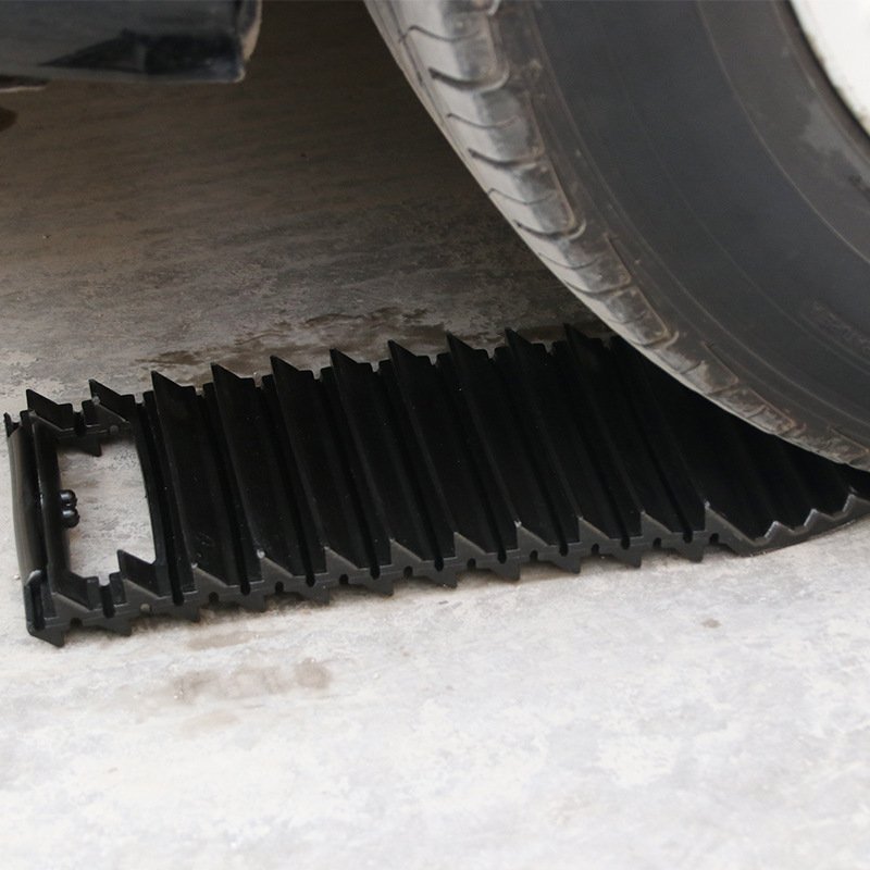 Emergency Anti Slip Car Tyre Treads - Image 4